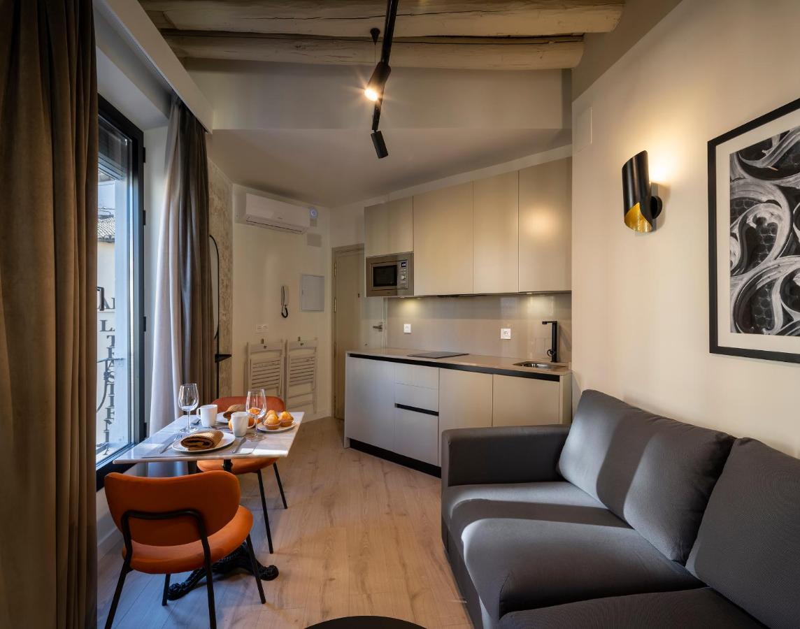 Home4U, Plaza Nueva 1 그라나다 외부 사진